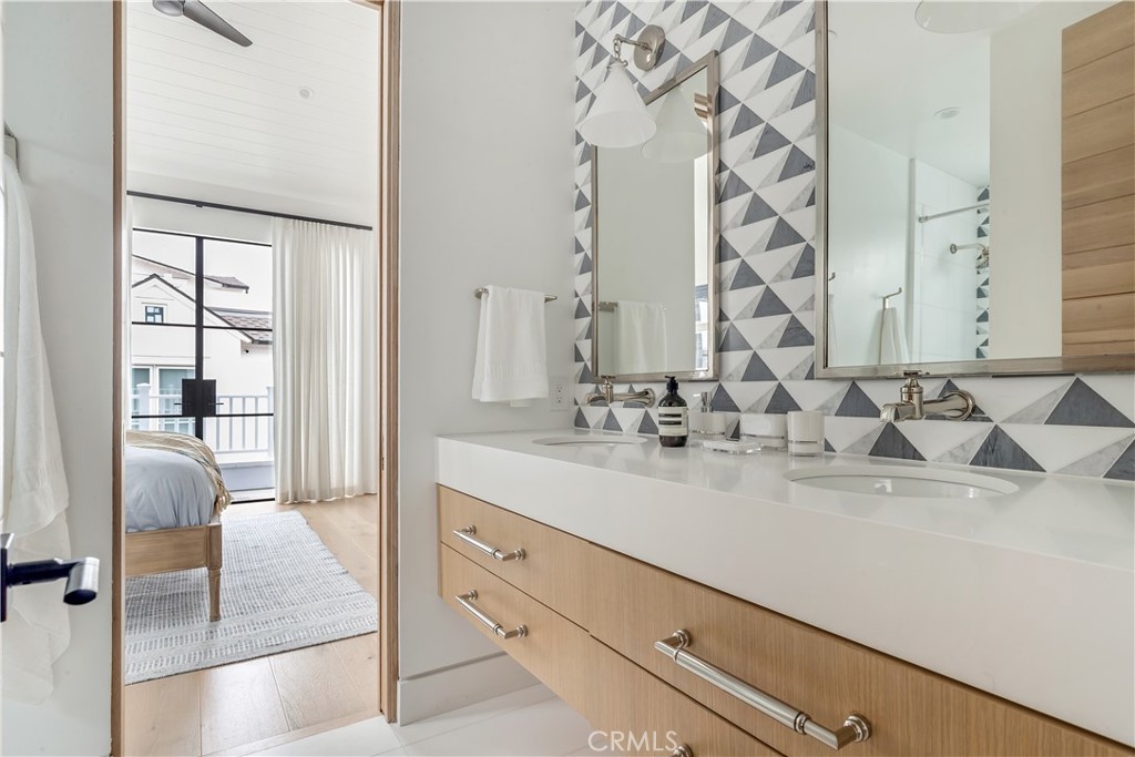 2148 E Oceanfront