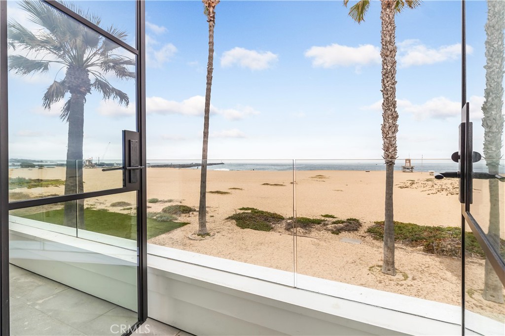 2148 E Oceanfront