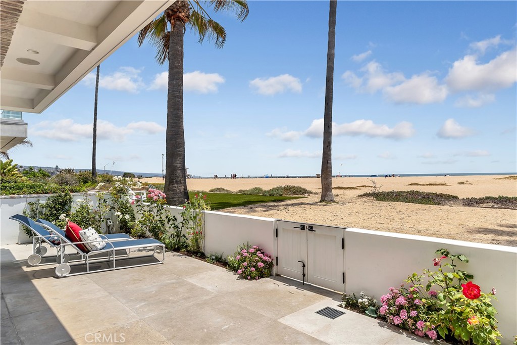 2148 E Oceanfront