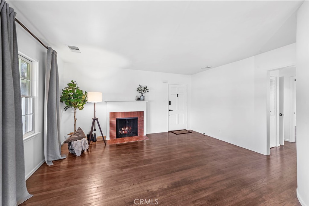 328 & 330 Broadway