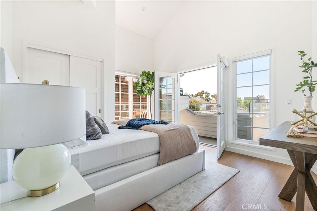 608 & 608.5 Acacia Avenue