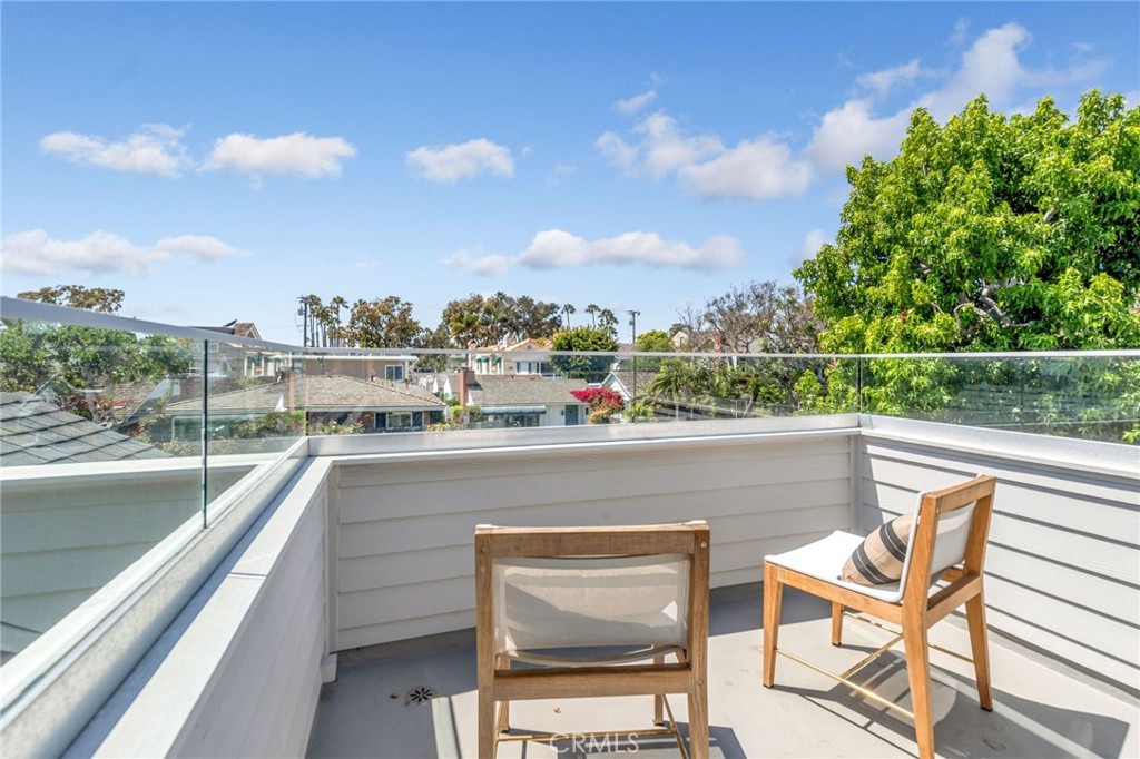 608 & 608.5 Acacia Avenue
