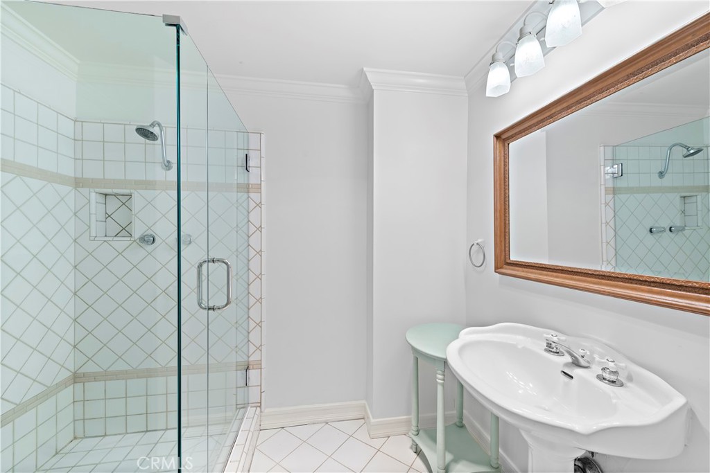 2525 Ocean Boulevard Unit: 2F