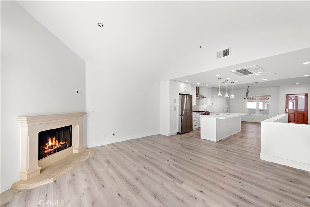 401 Seaward Road Unit: 4