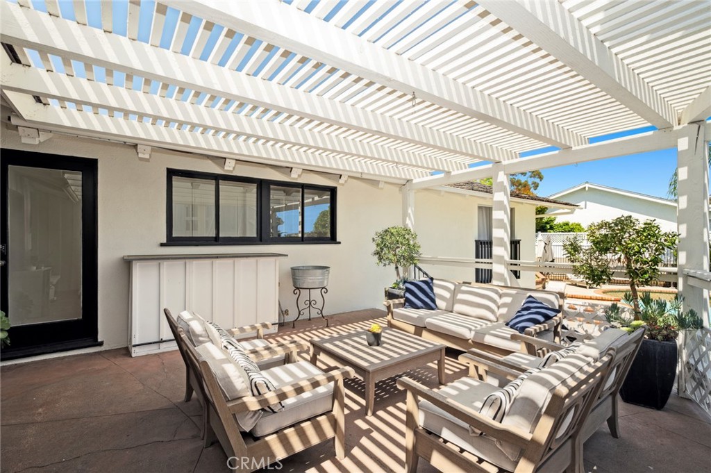 544 De Anza Drive
