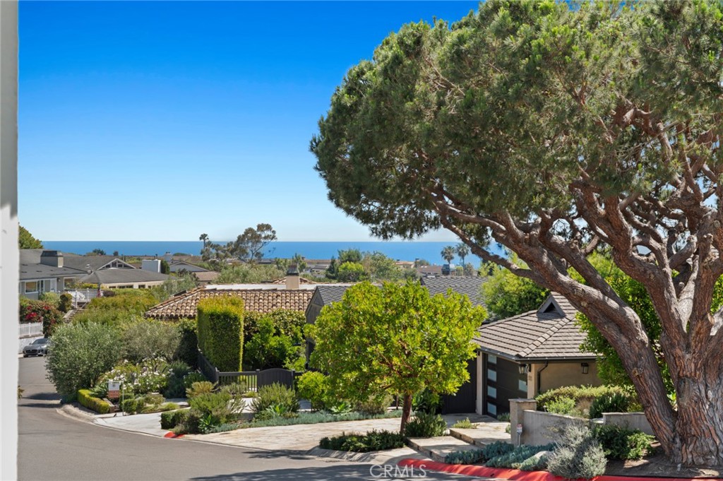 544 De Anza Drive