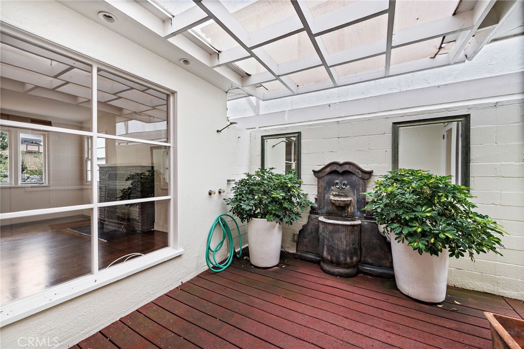 413 Dahlia Avenue
