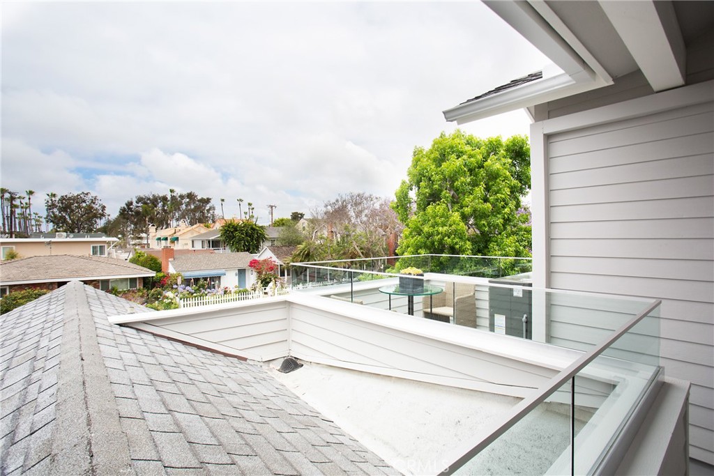 608 Acacia Avenue