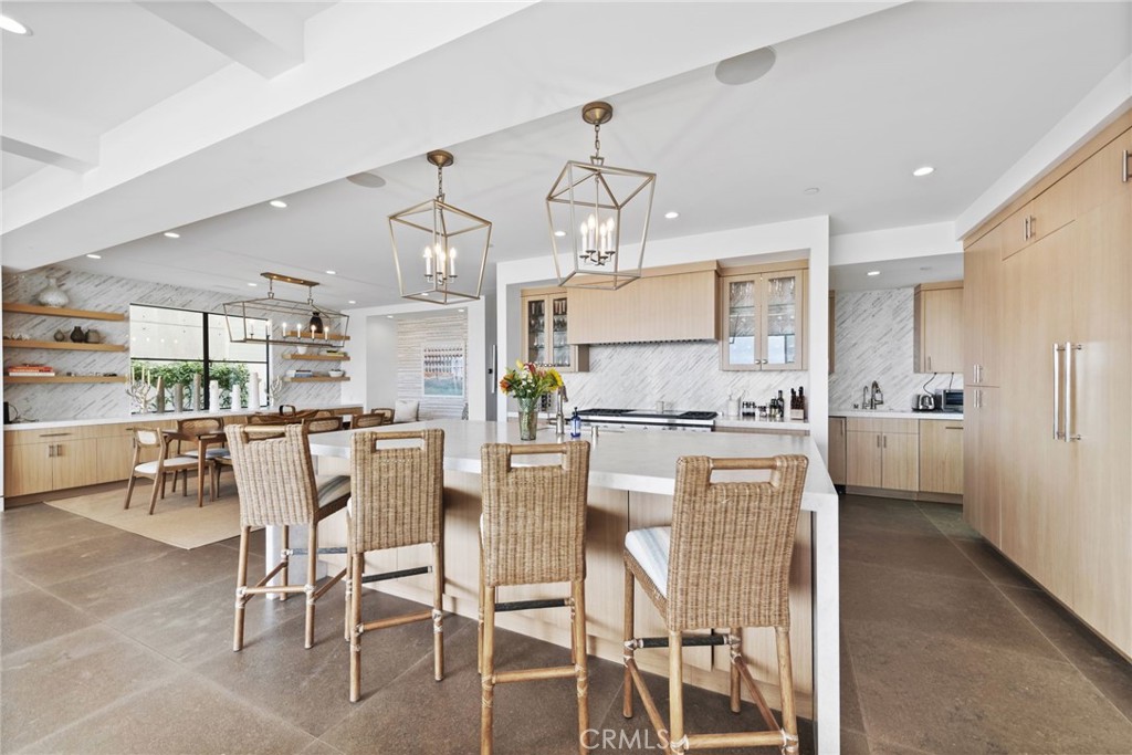 2148 E Oceanfront