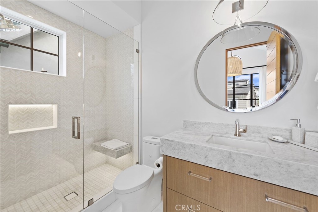 2148 E Oceanfront