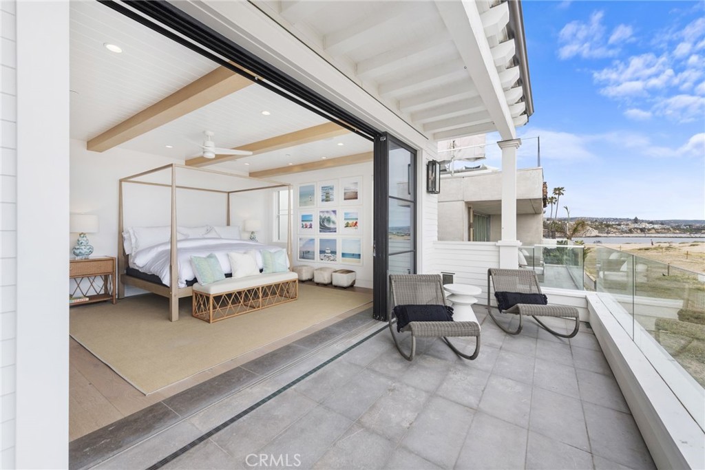2148 E Oceanfront