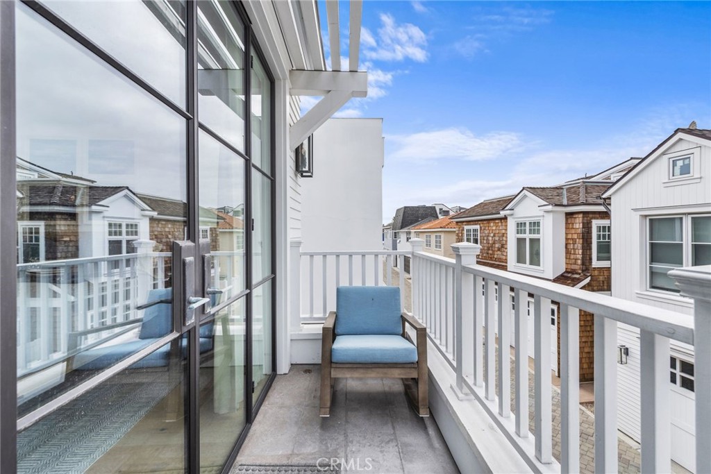 2148 E Oceanfront