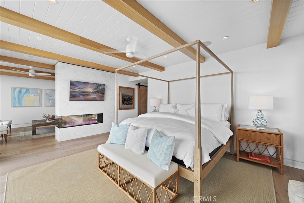 2148 E Oceanfront