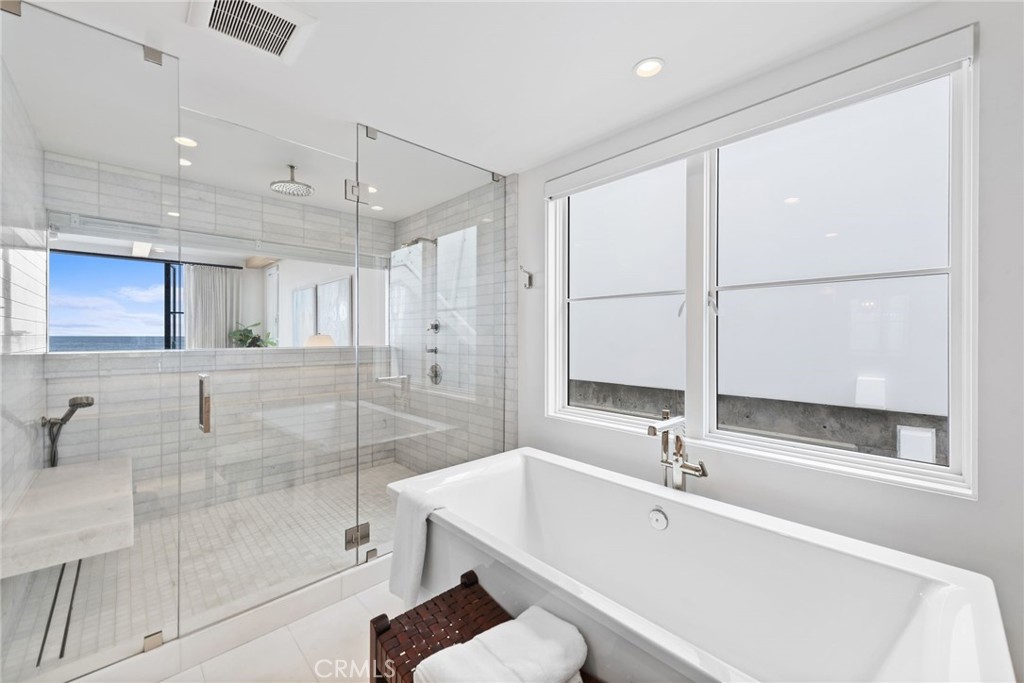 2148 E Oceanfront