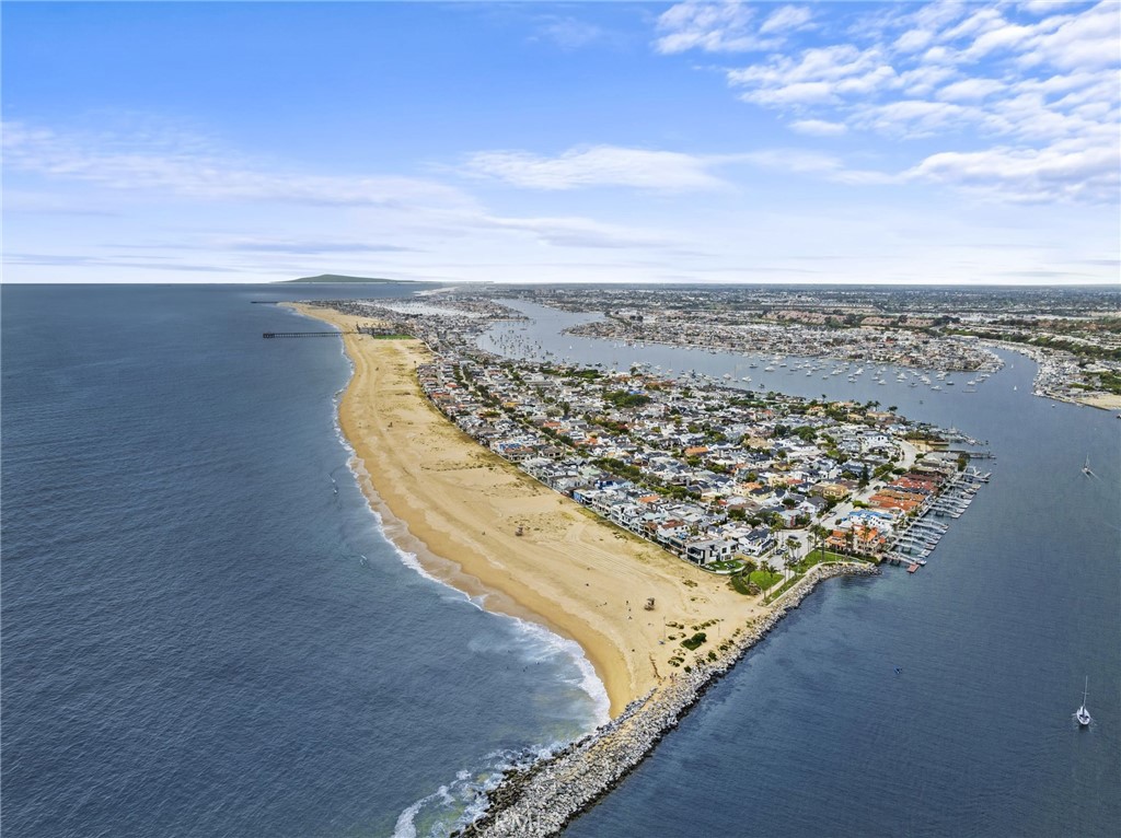 2148 E Oceanfront