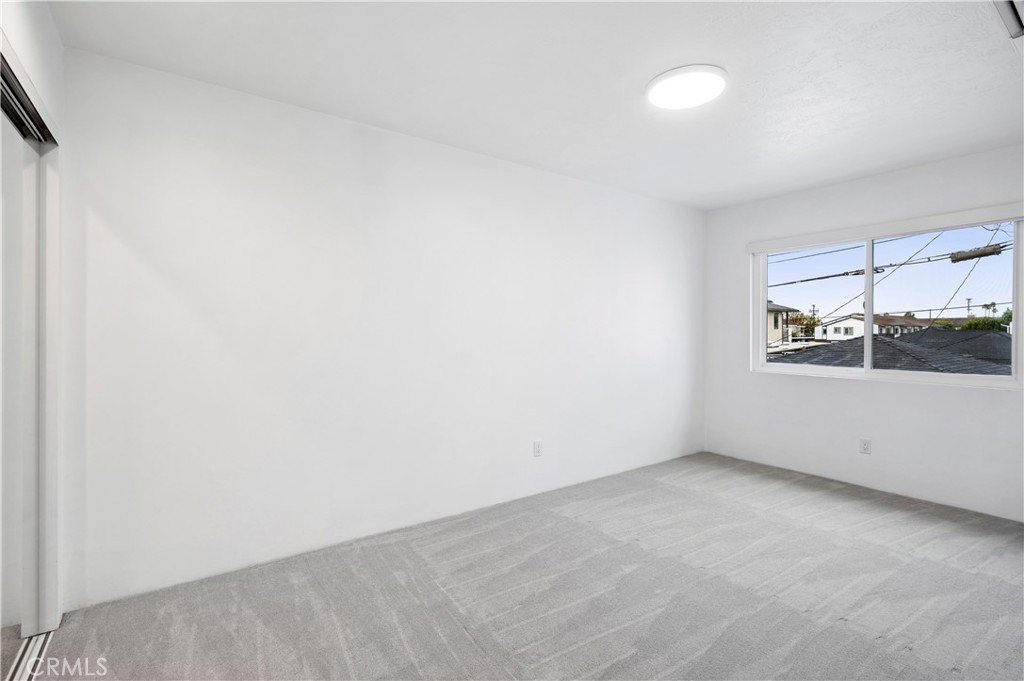 1814 Fullerton Avenue 2