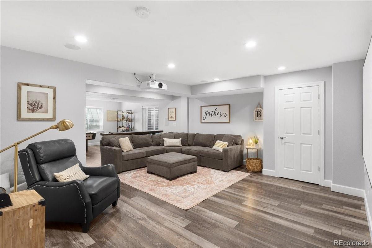 10300 Greenfield Circle