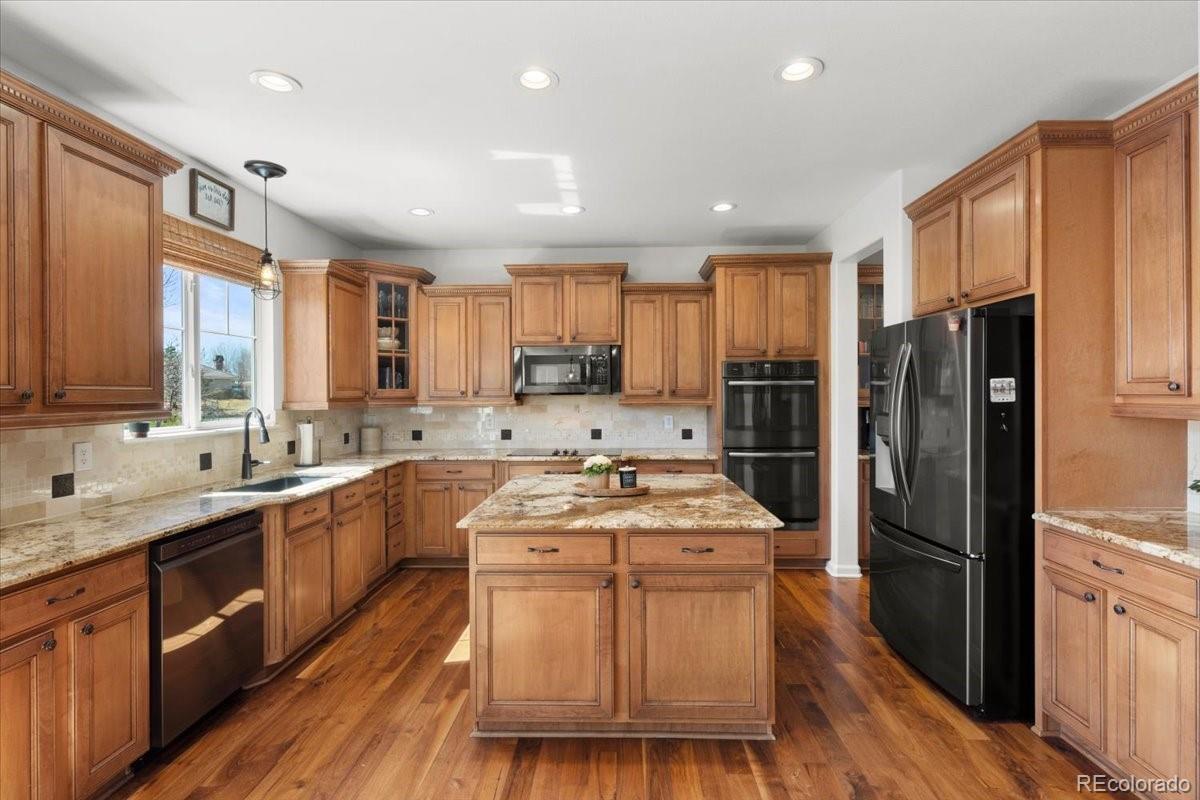 10300 Greenfield Circle