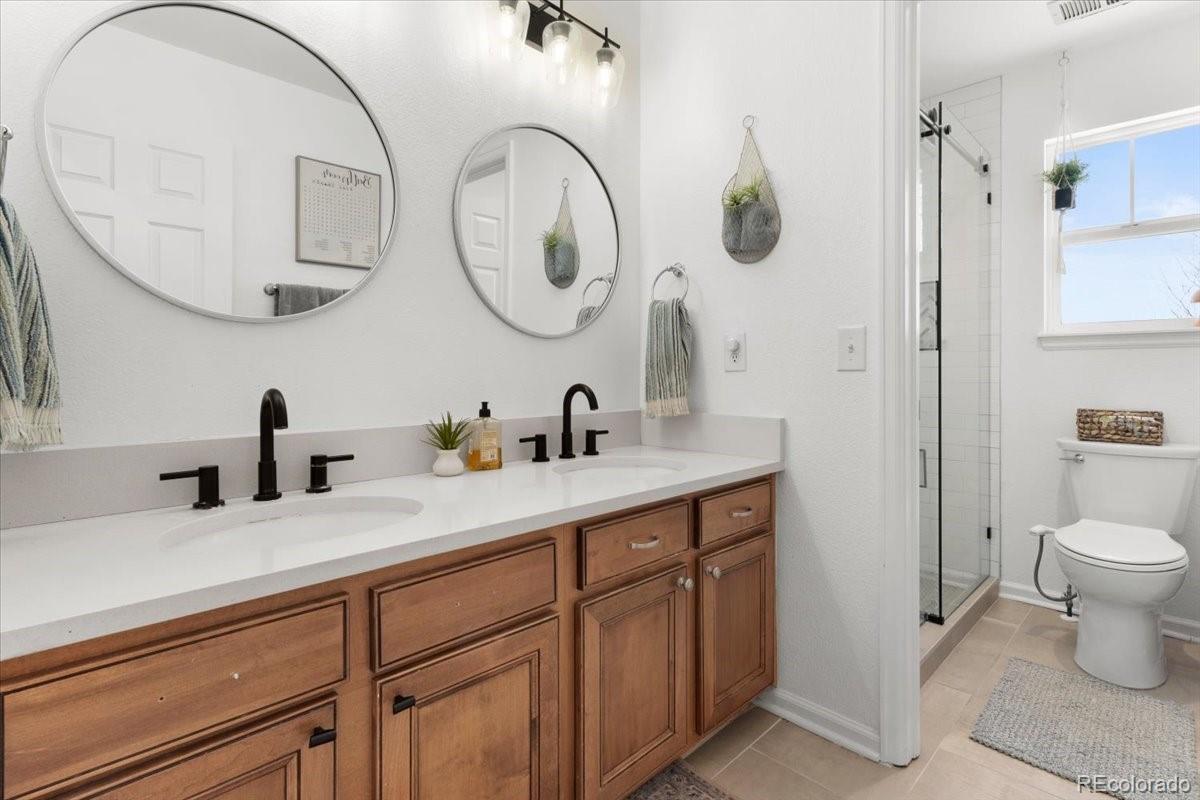 10300 Greenfield Circle