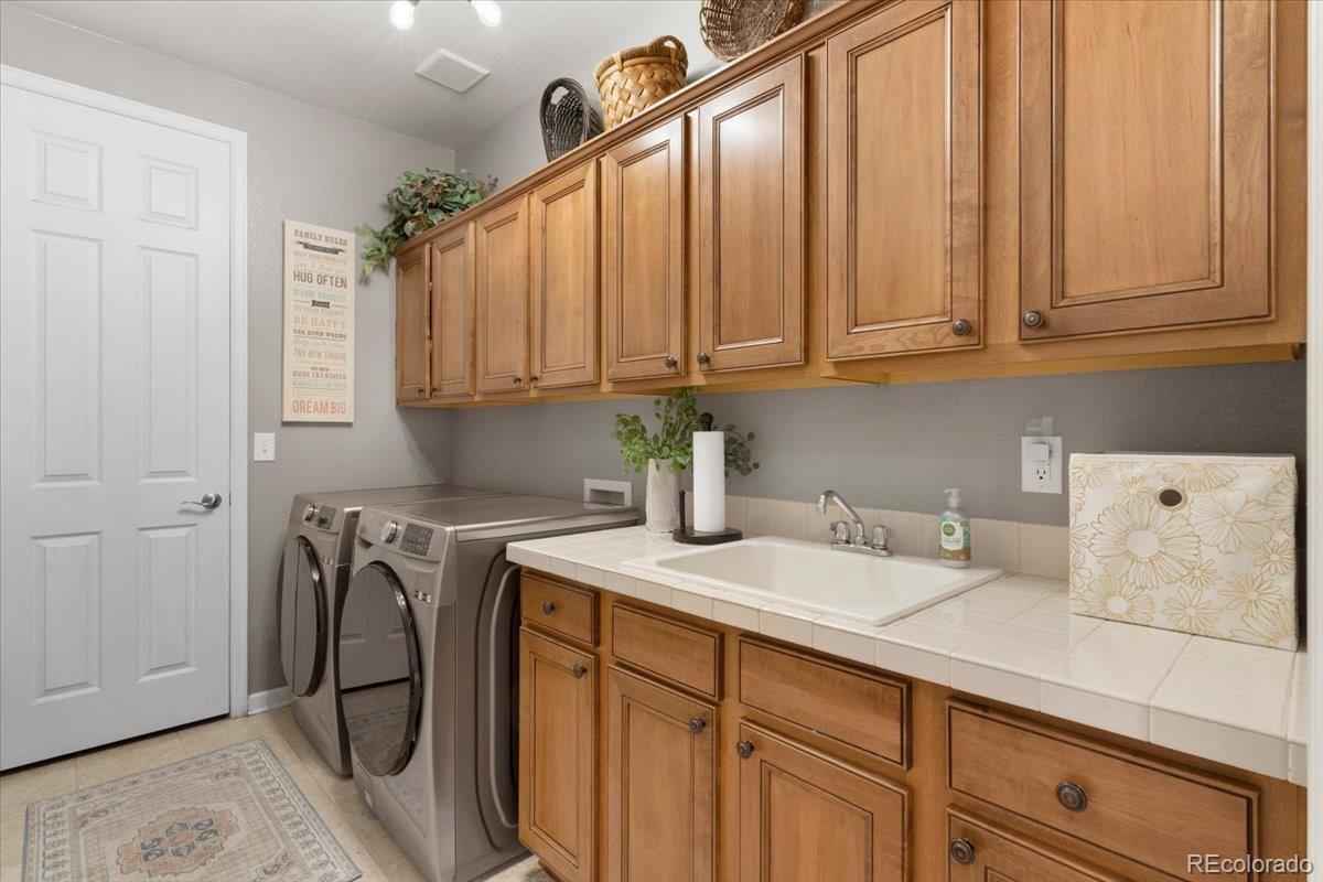 10300 Greenfield Circle