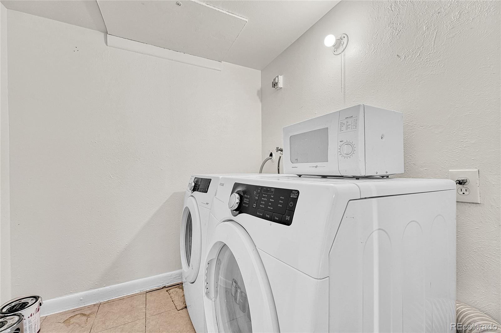 3633 S Sheridan Boulevard Unit: 18