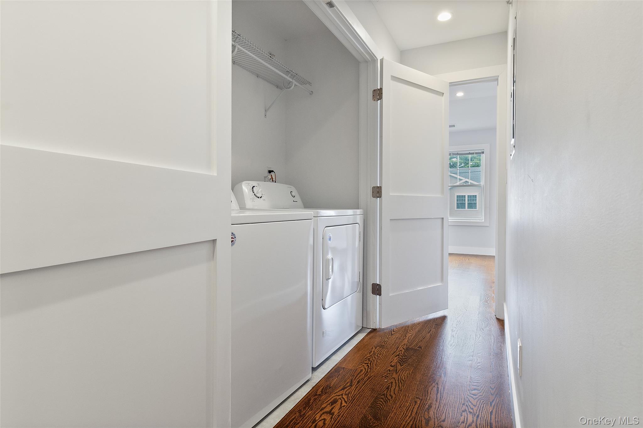 44-46 Ellsworth Avenue Unit: 46