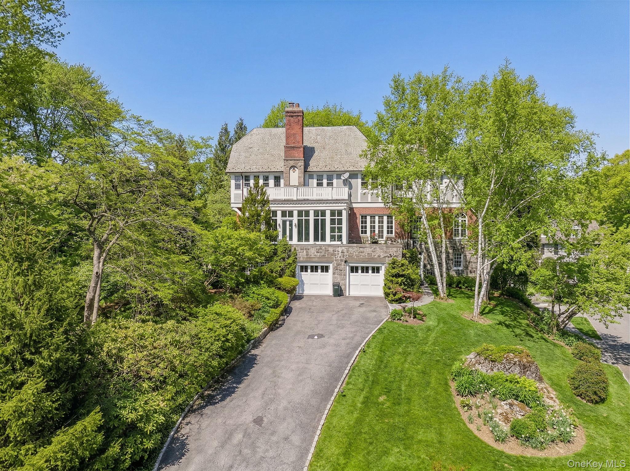 15 Hemlock Road