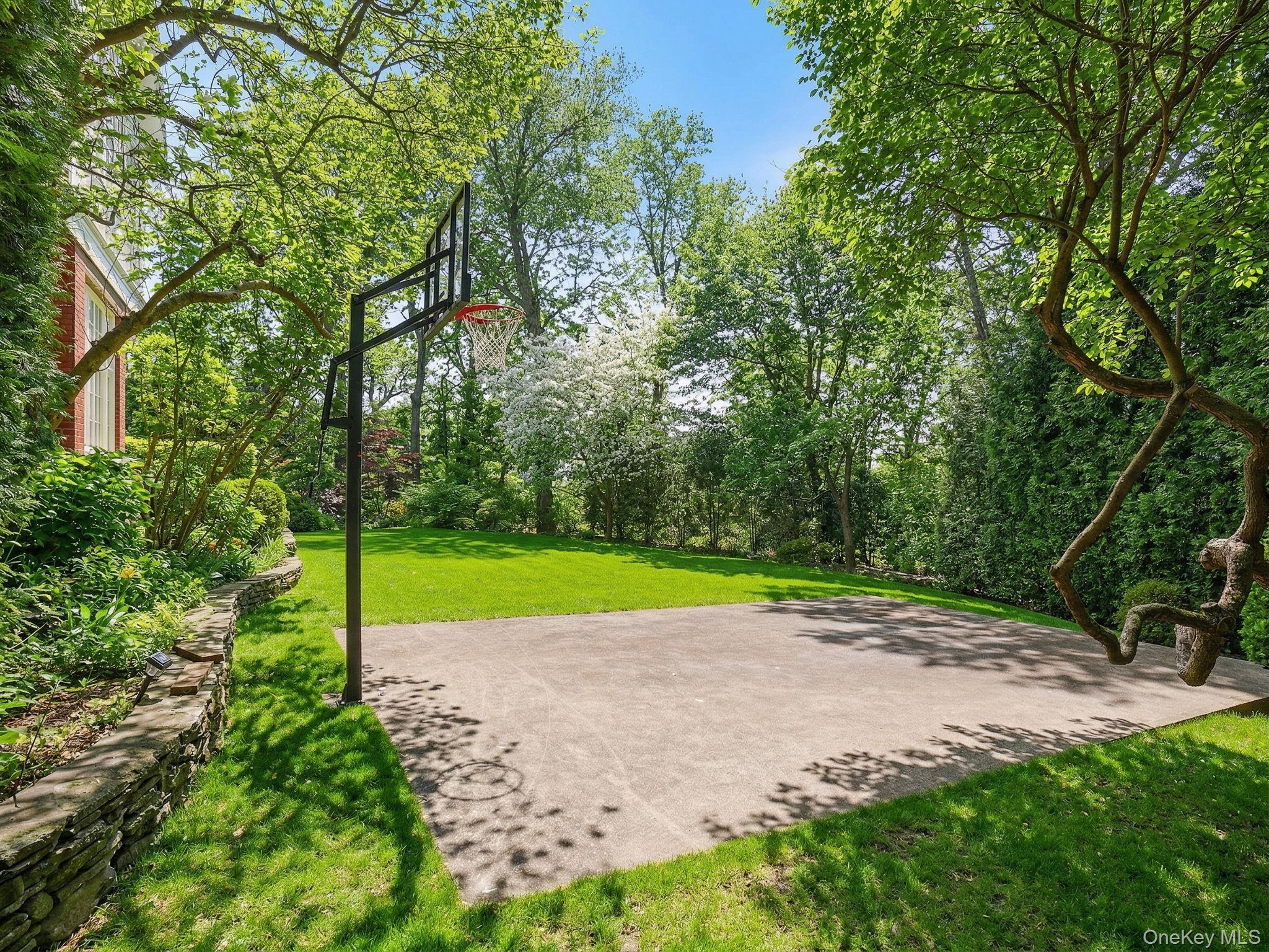 15 Hemlock Road