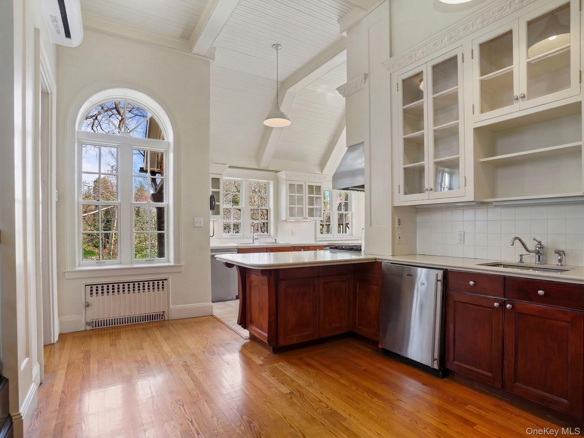 15 Hemlock Road