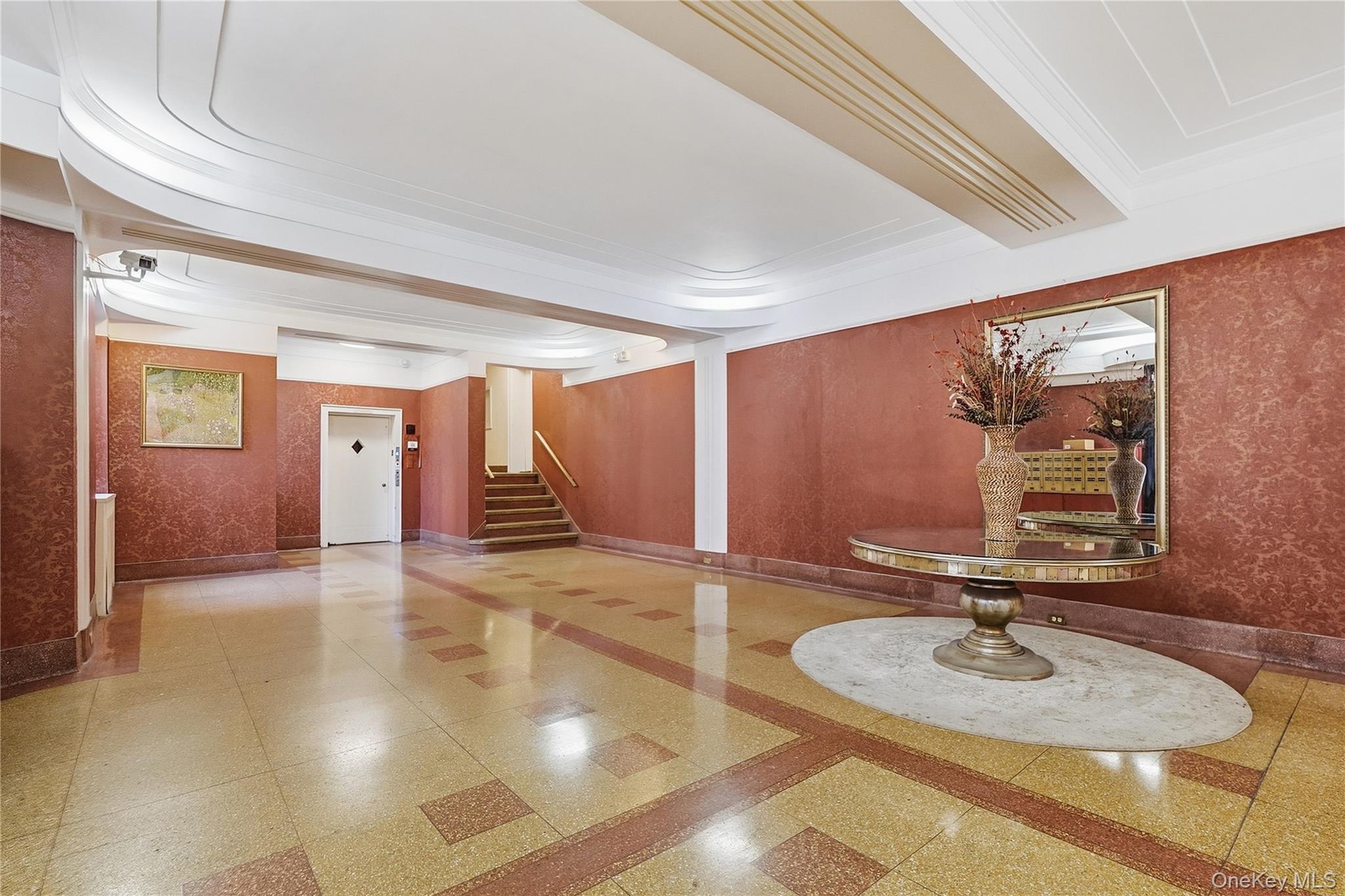 210 Martine Avenue Unit: 5L