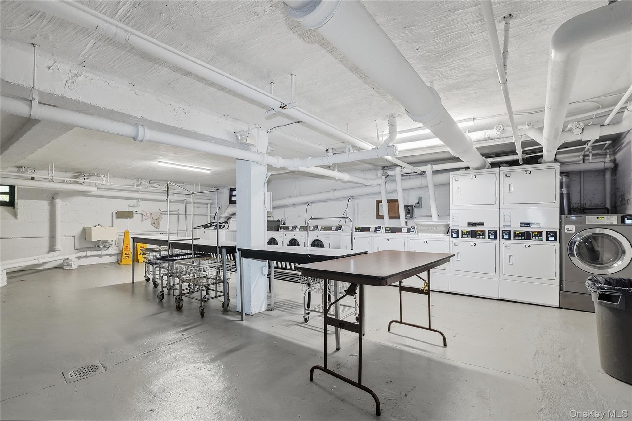 210 Martine Avenue Unit: 5L