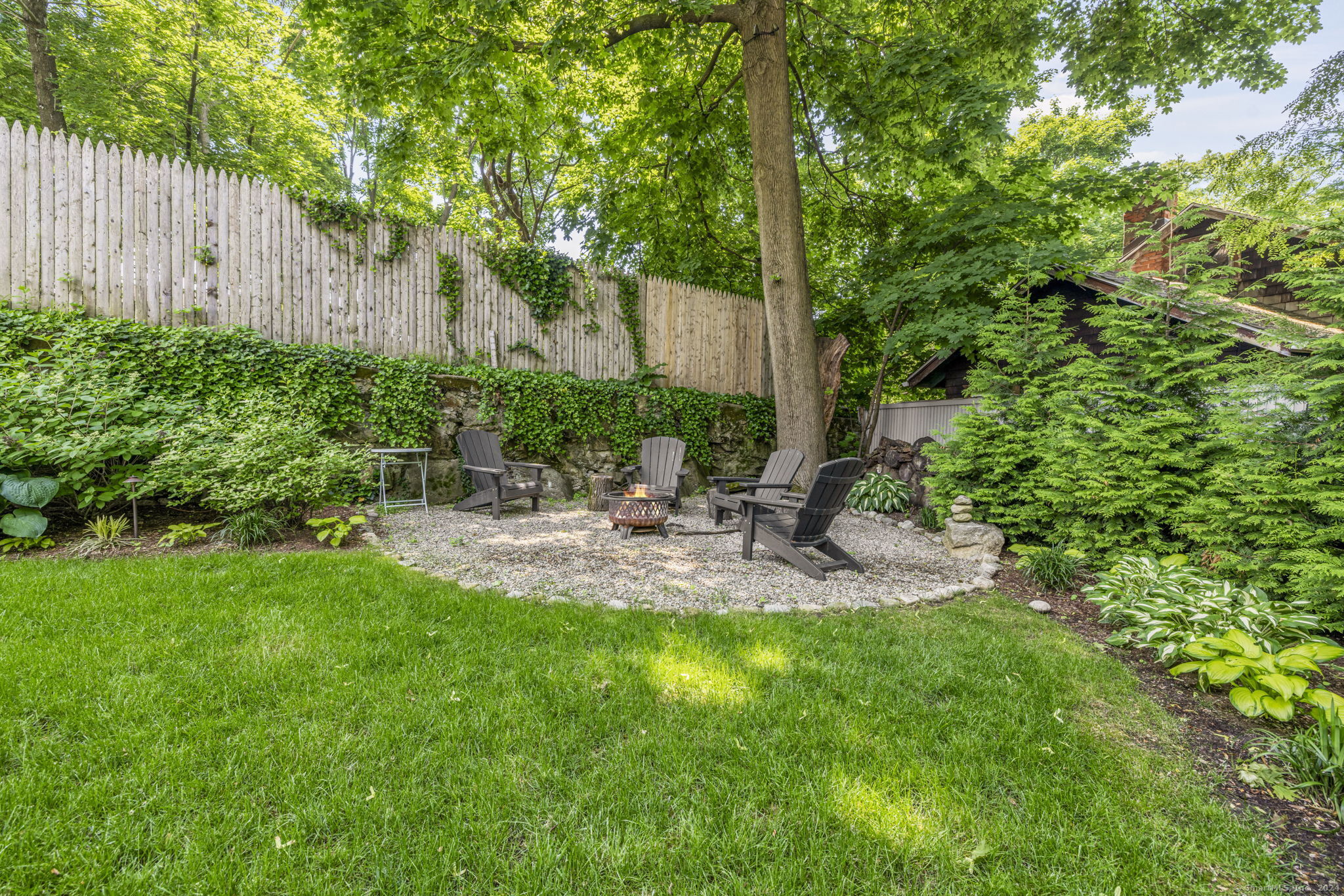 49 Hillcrest Avenue