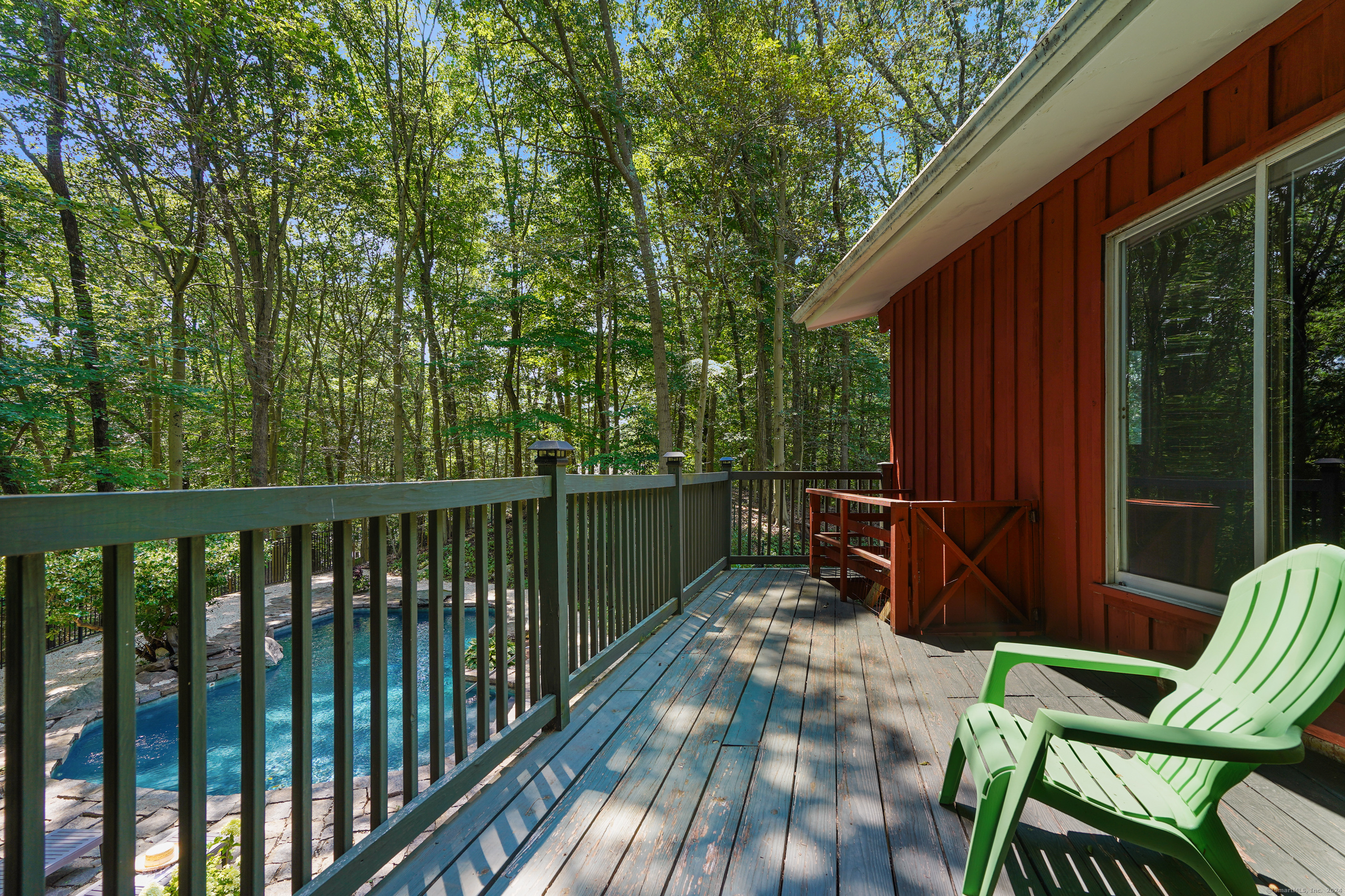 90 Lawrence Hill Road