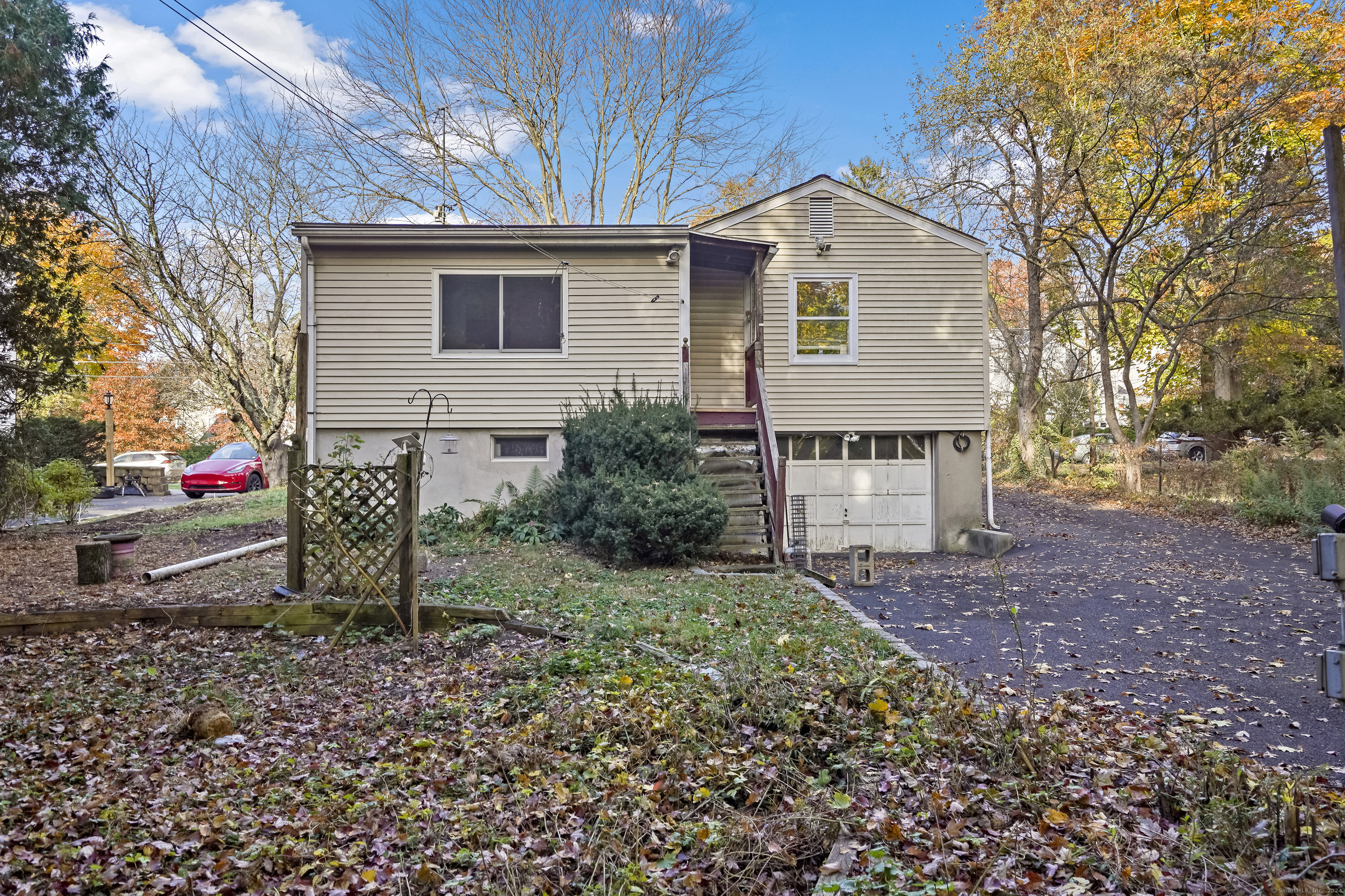 19 Jamroga Lane