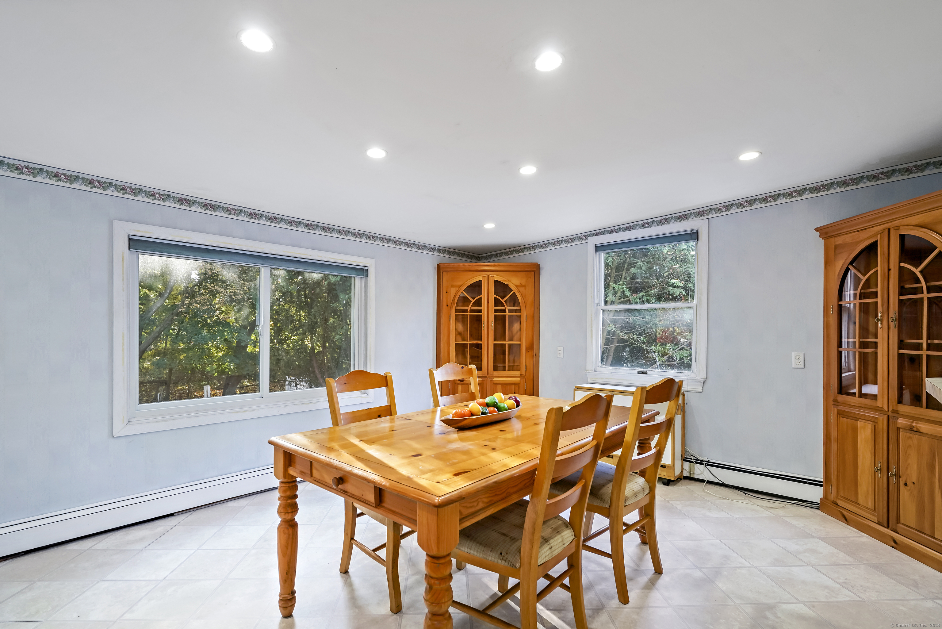 19 Jamroga Lane