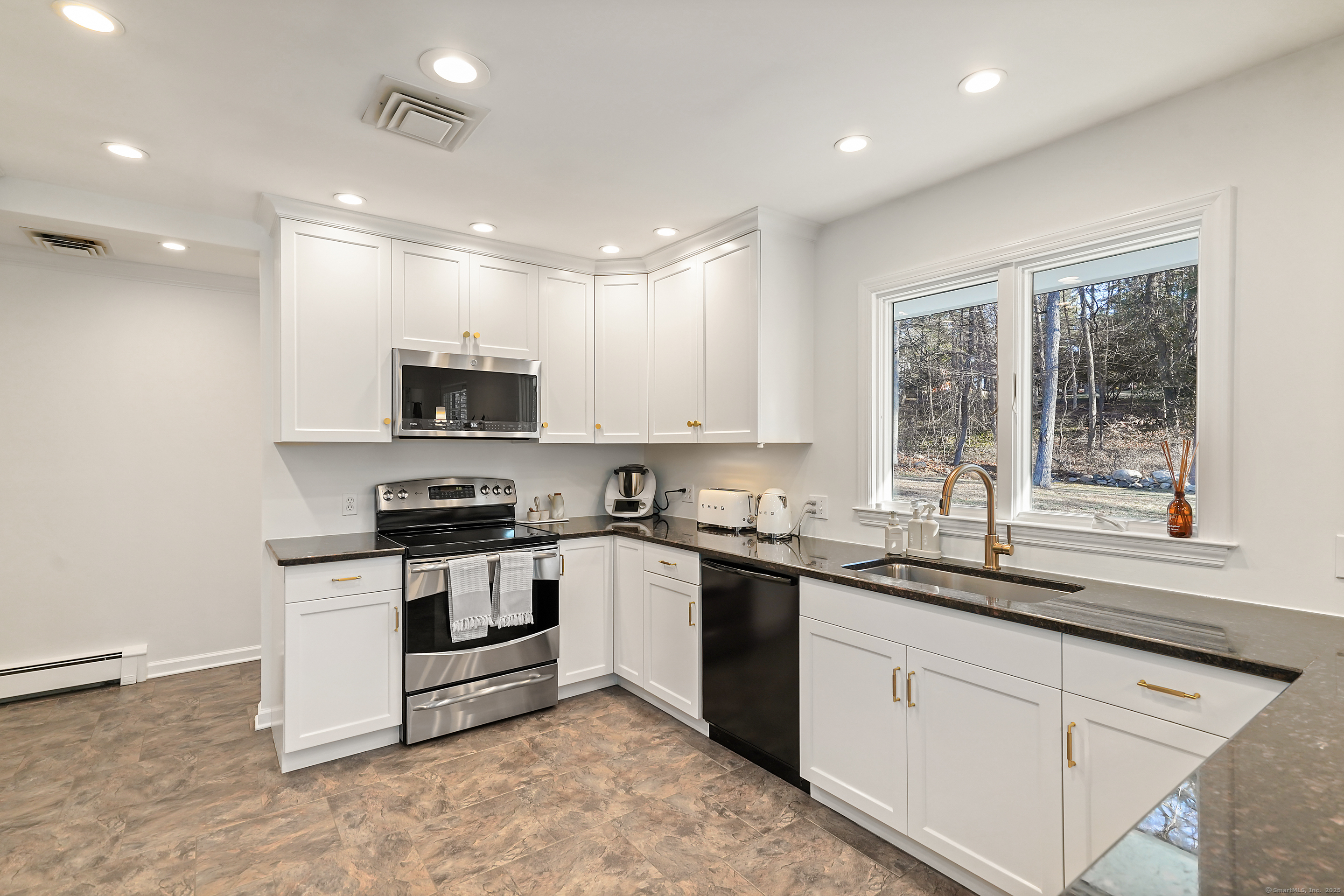 113 Redmont Road