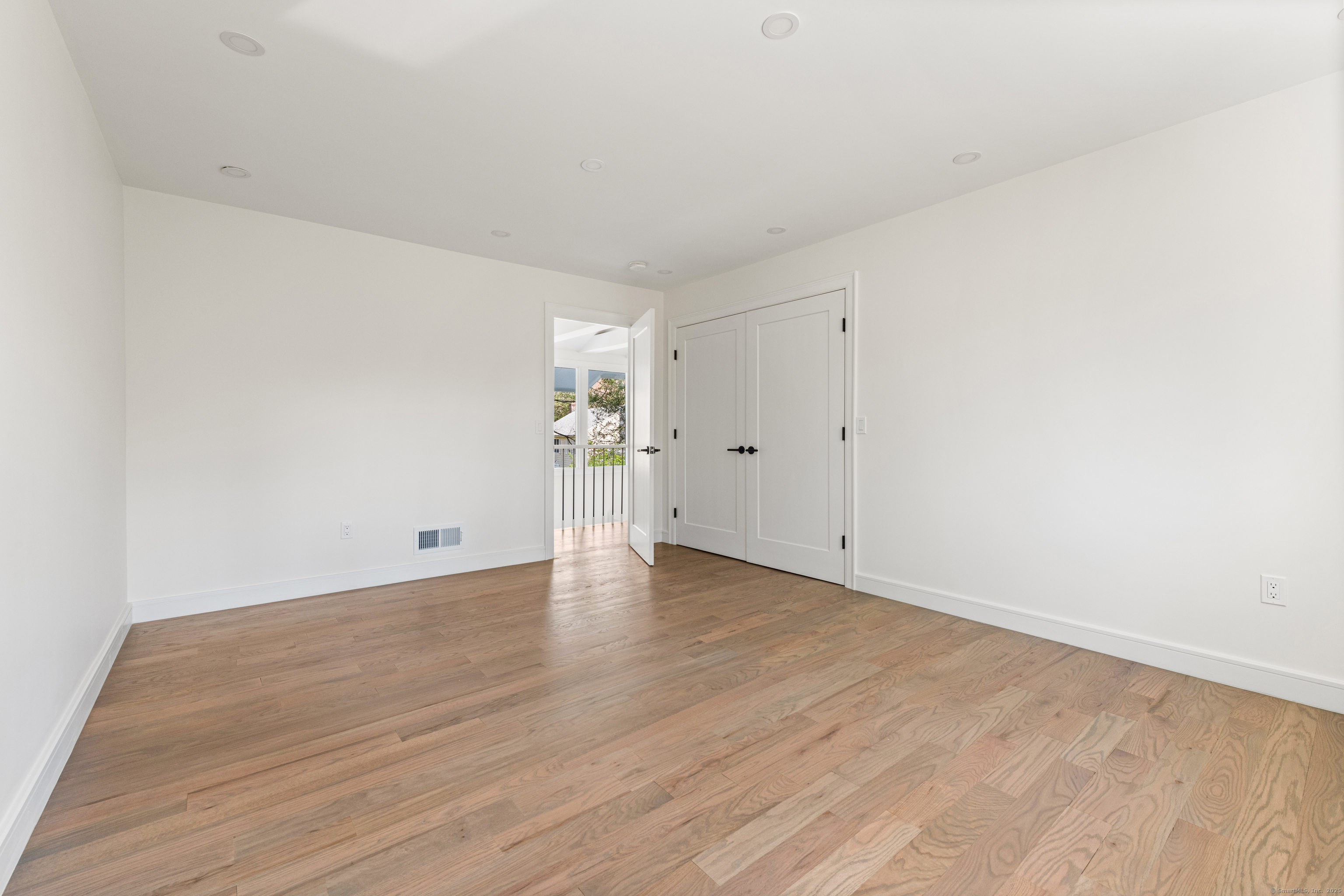 16 Hedge Brook Lane