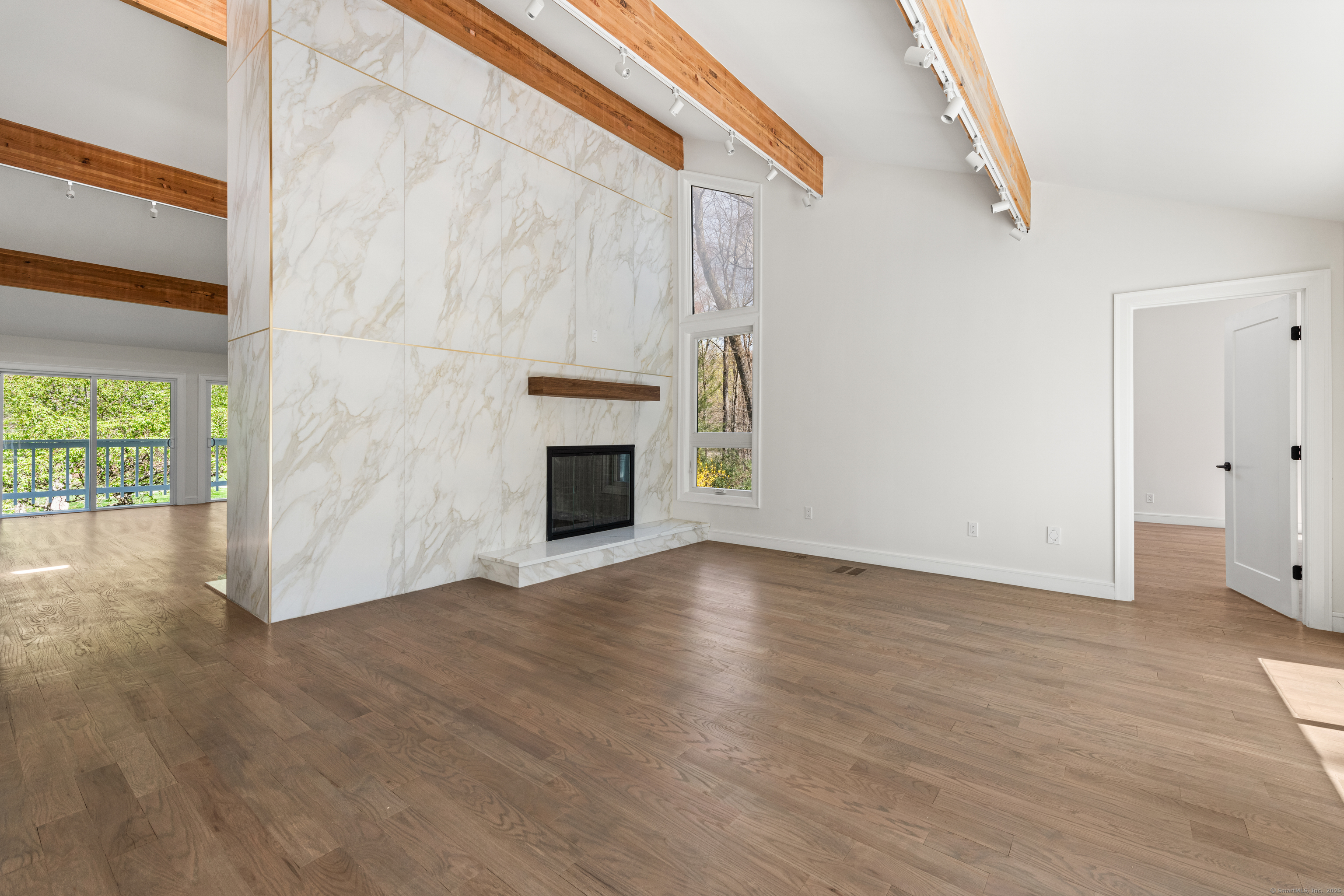 16 Hedge Brook Lane