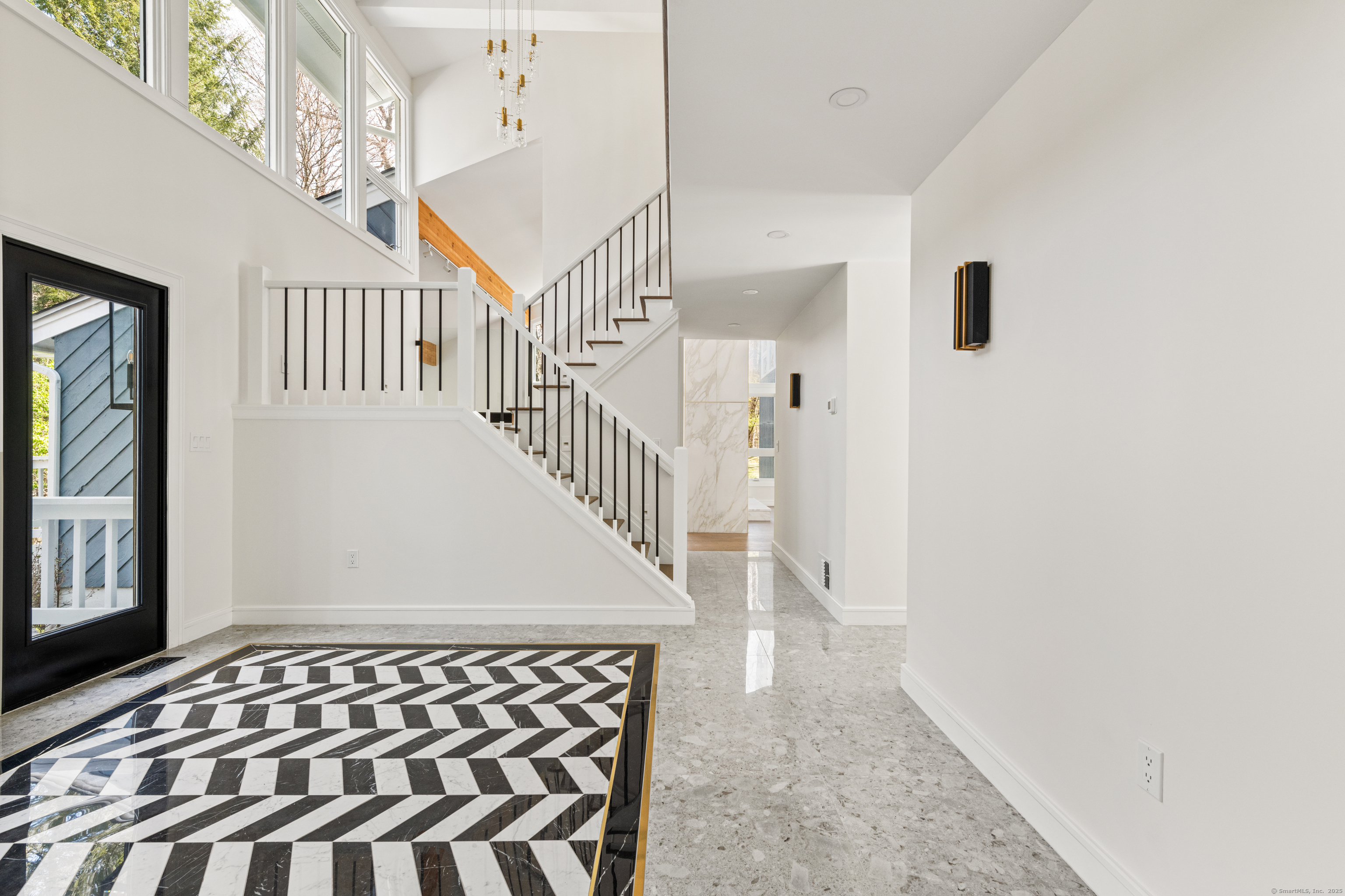 16 Hedge Brook Lane