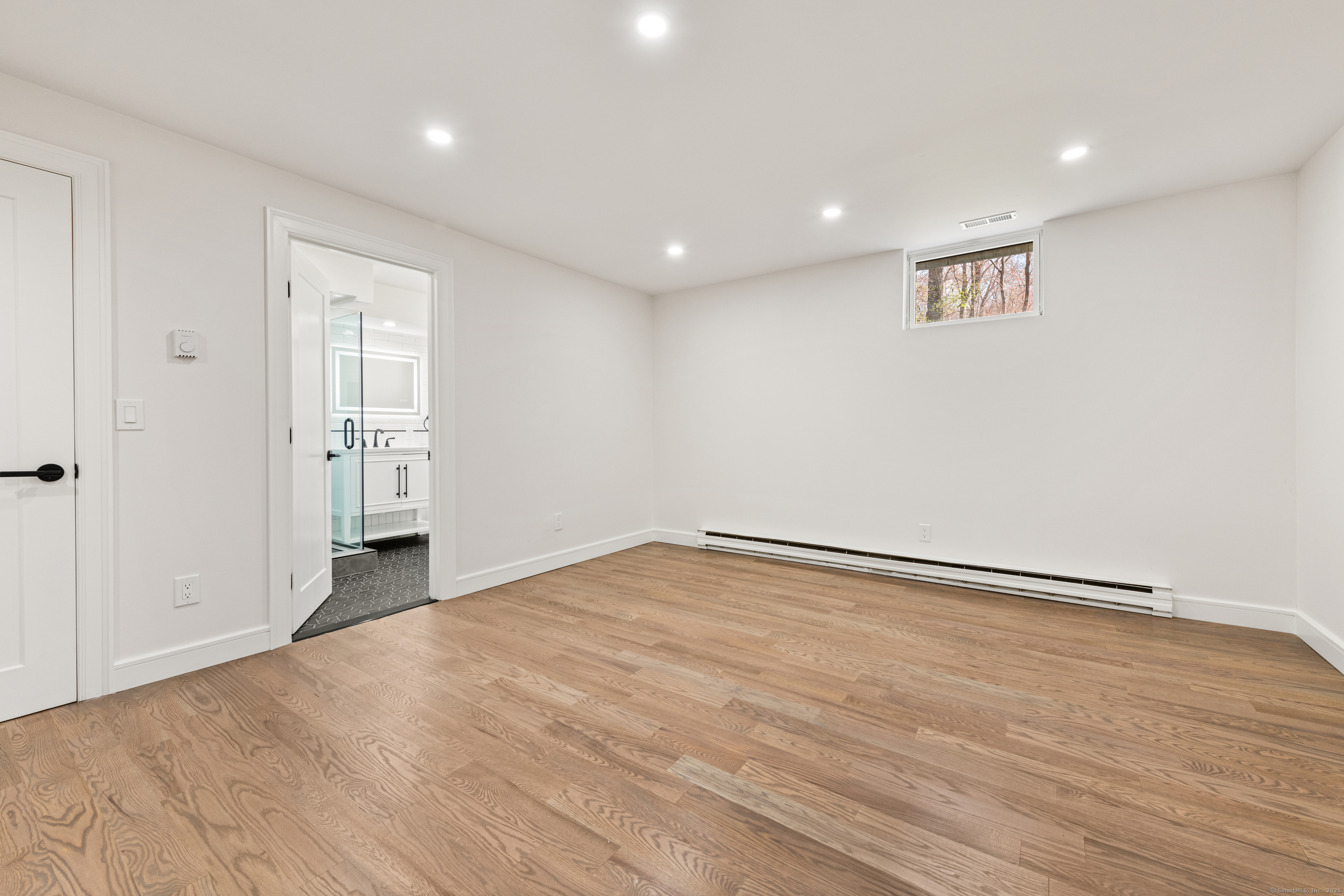 16 Hedge Brook Lane