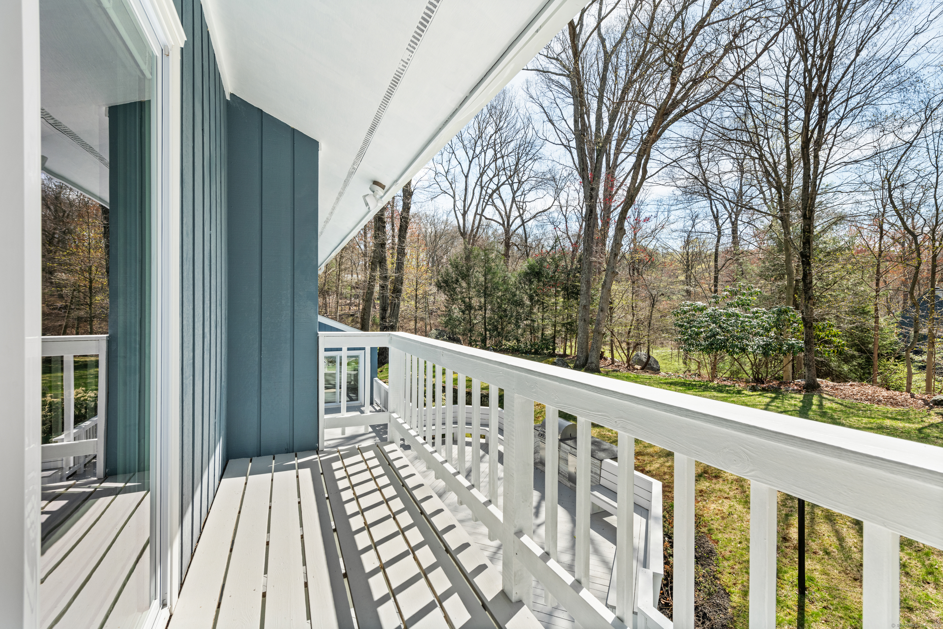16 Hedge Brook Lane
