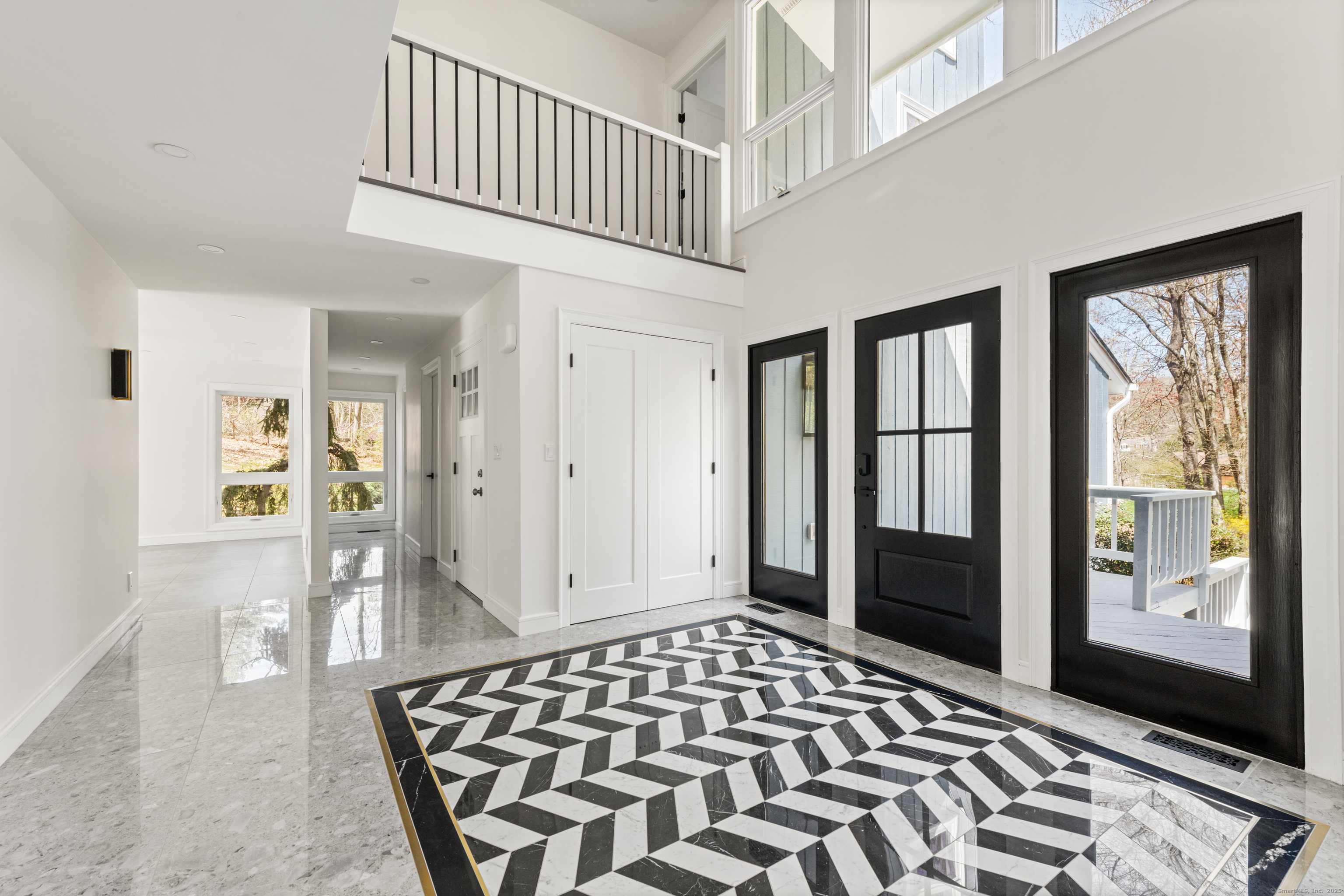 16 Hedge Brook Lane