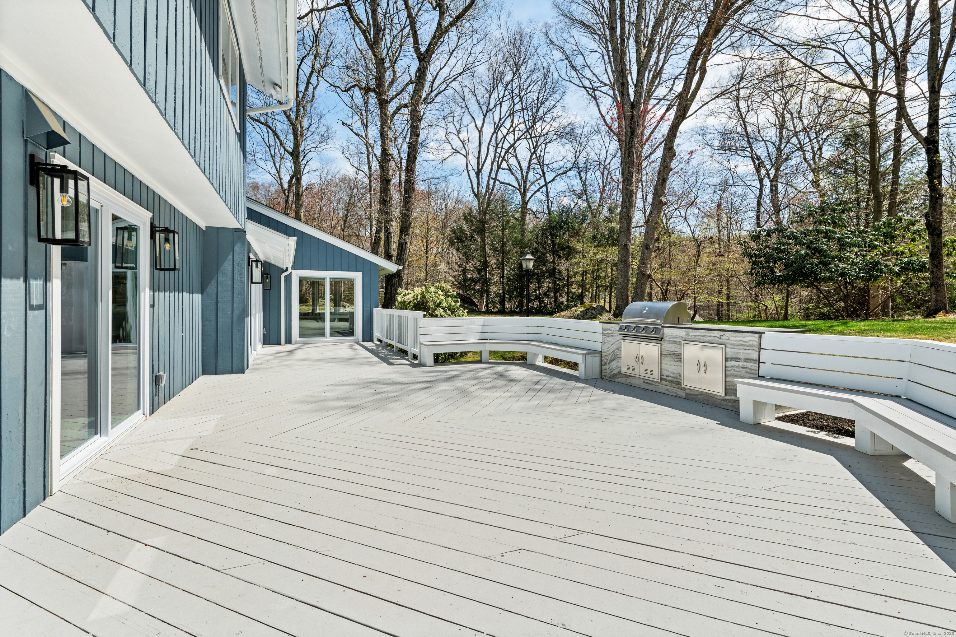16 Hedge Brook Lane