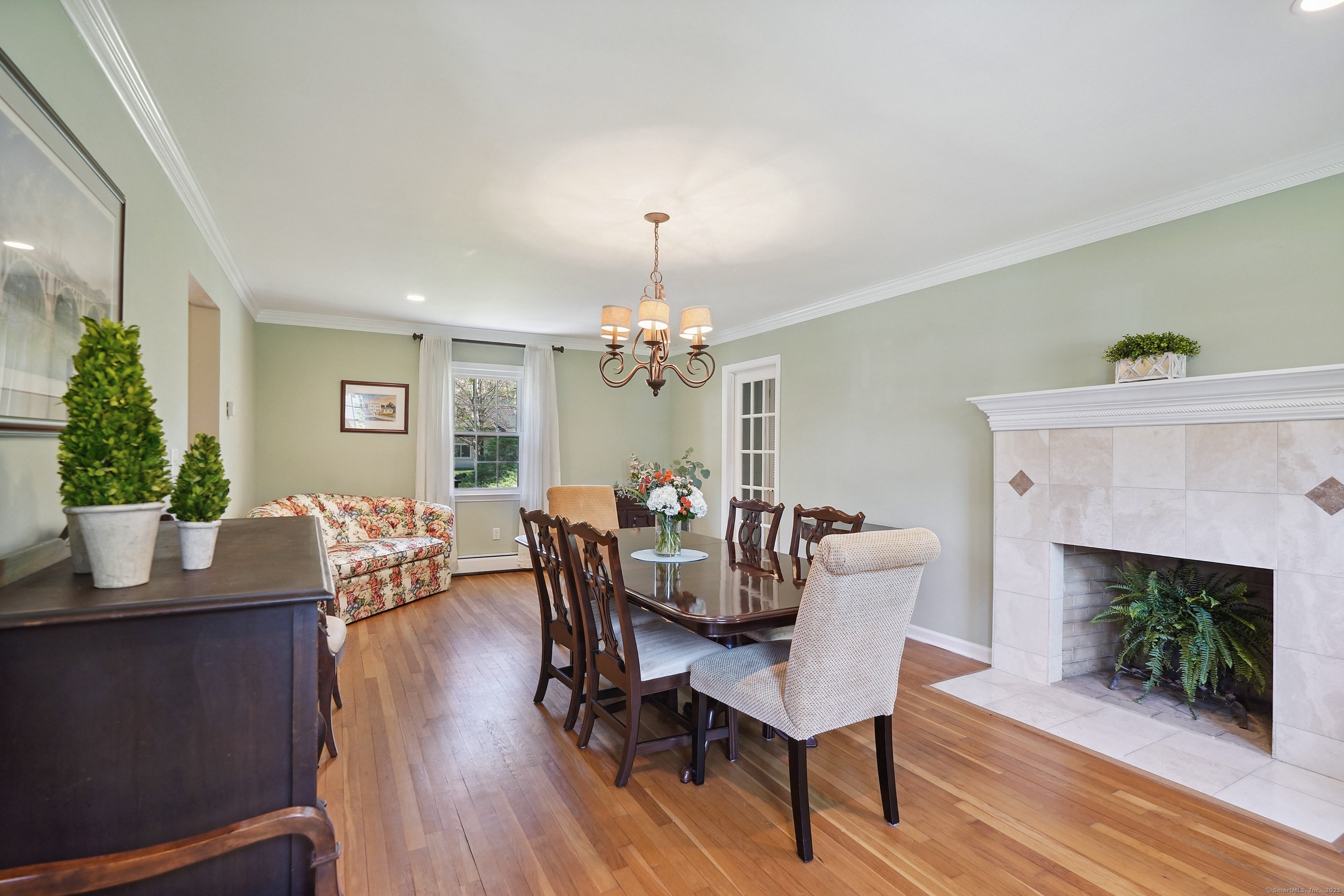 50 Carriage Drive South