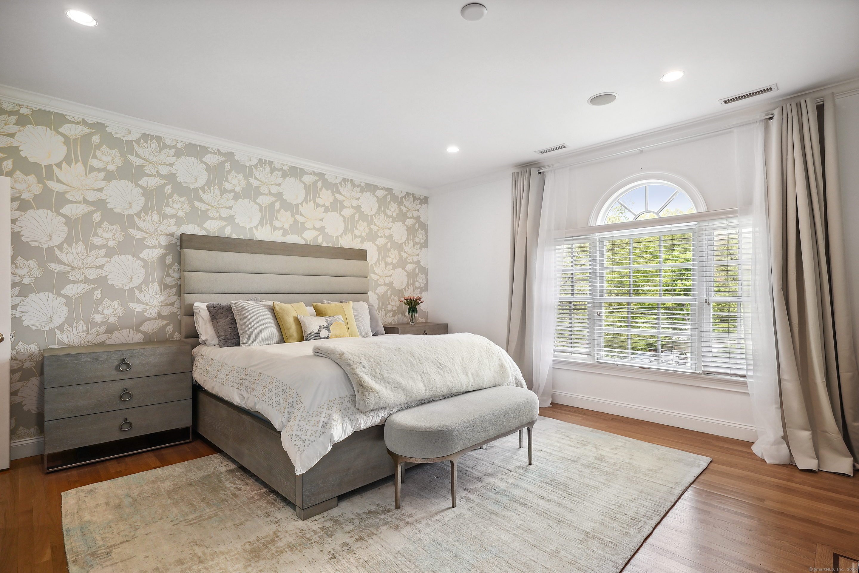 222 Roxbury Road