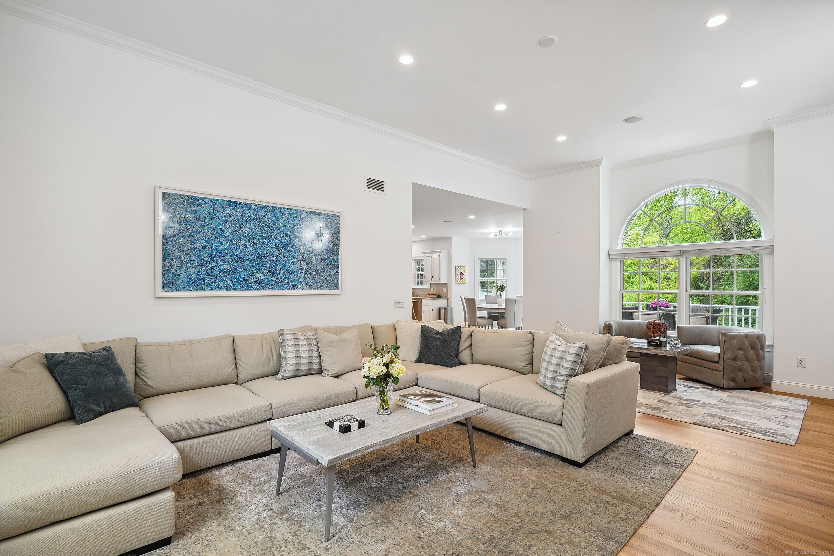 222 Roxbury Road