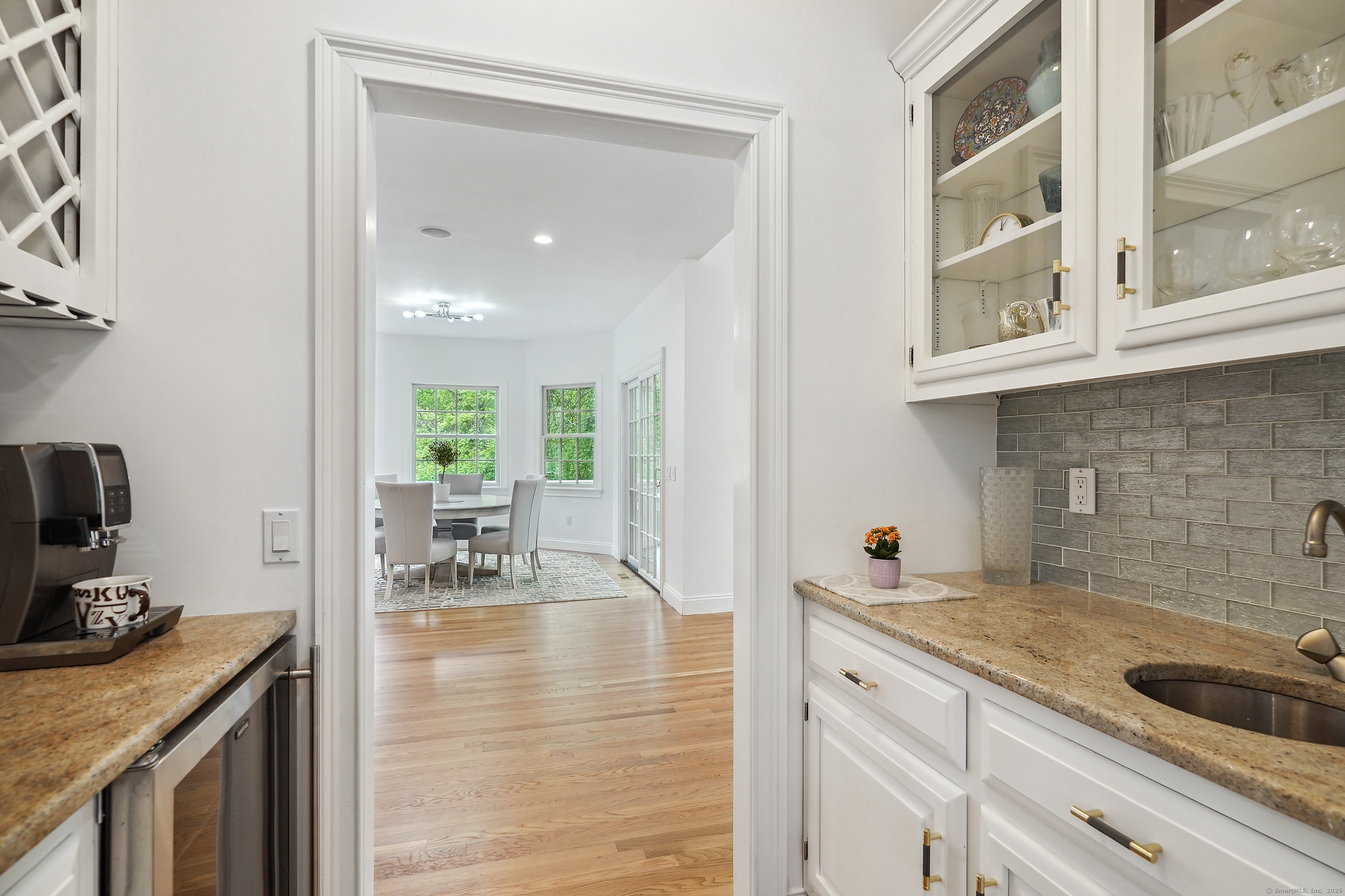 222 Roxbury Road