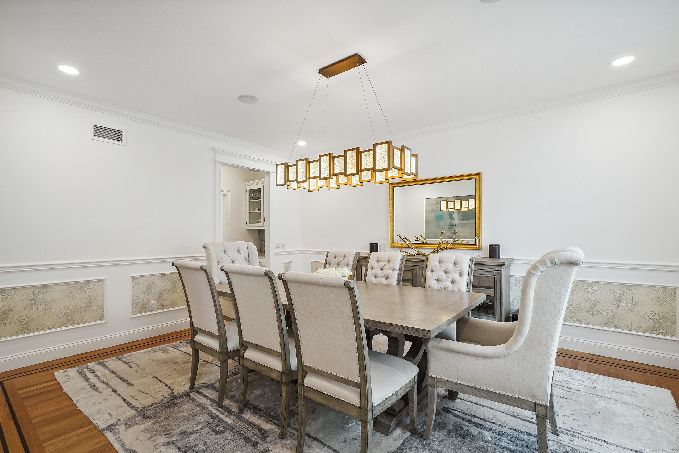 222 Roxbury Road