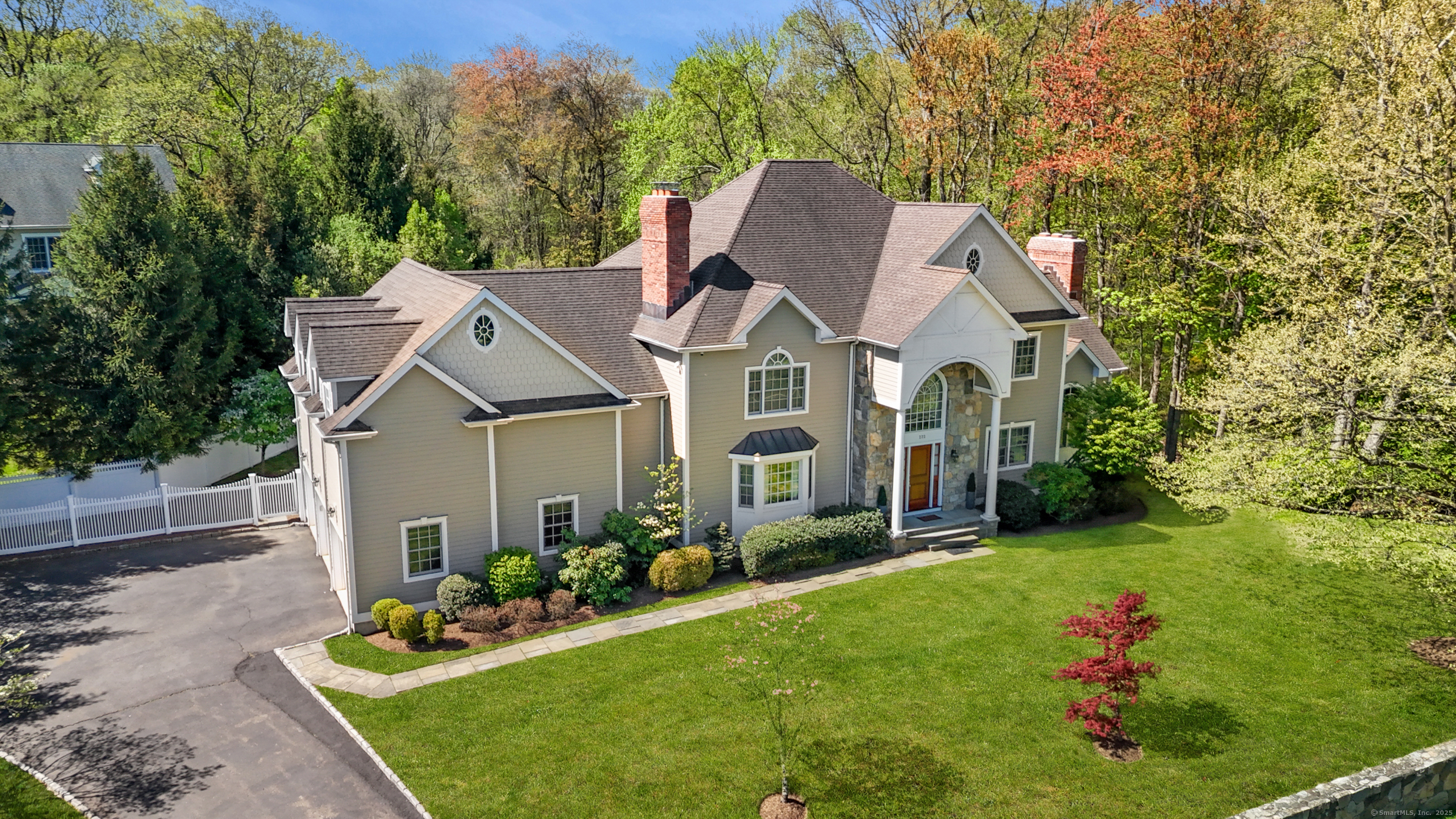 222 Roxbury Road