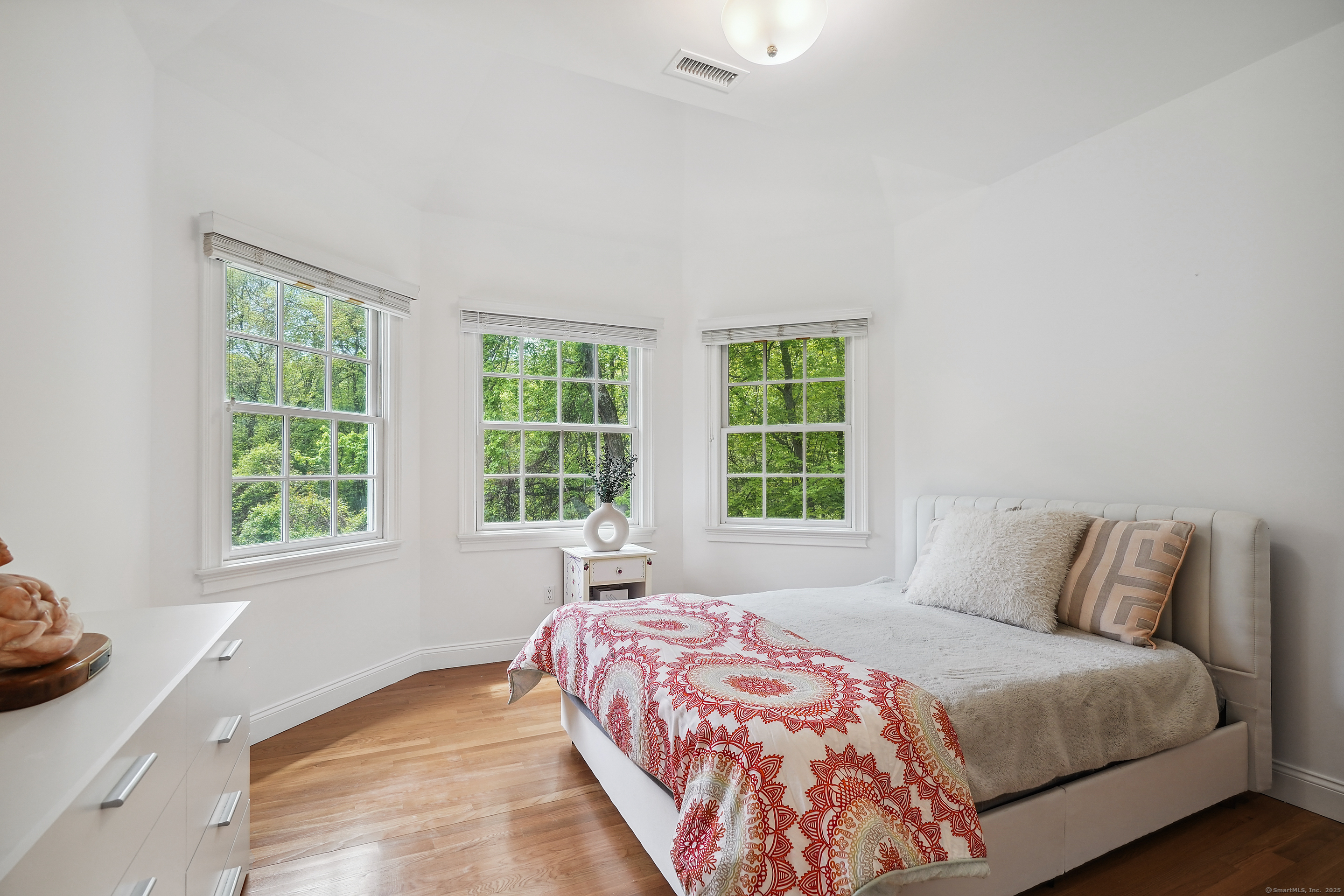 222 Roxbury Road
